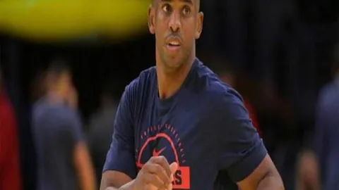 马斯特里赫特全力冲刺，誓夺阿尔梅勒城关键三分逆袭战！